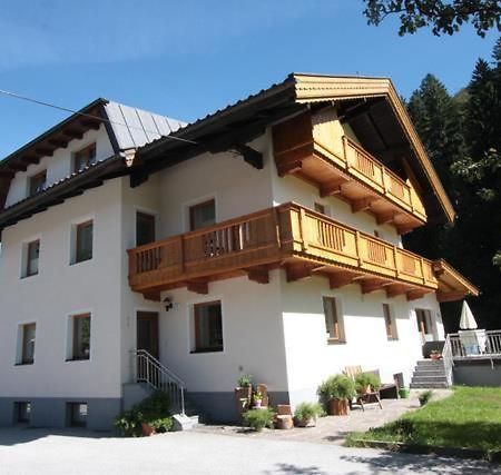 Gaestehaus Hauser ハインツェンベルク エクステリア 写真